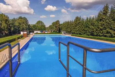 Schwimmbaderöffnung2020