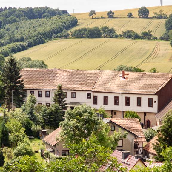 Ansicht Schloss2019KH Unterellen mit Schlossanlage