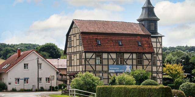 Burkhardtroda ©Karen Hartung dorfansicht mit st. annen kirche08 2021kh