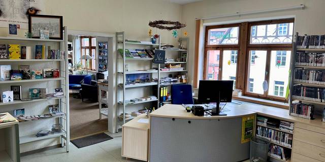 Eingangsbereich der Bibliothek Gerstungen ©Gemeinde Gerstungen eingangsbereich am standort gerstungen